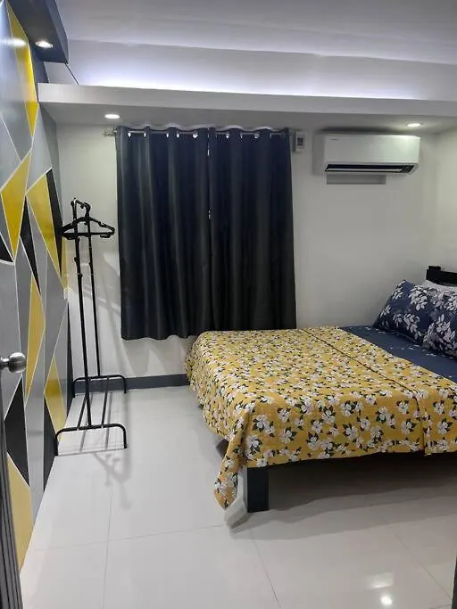 D Chambers Townhouse In Deca-Clark Residences Ángeles