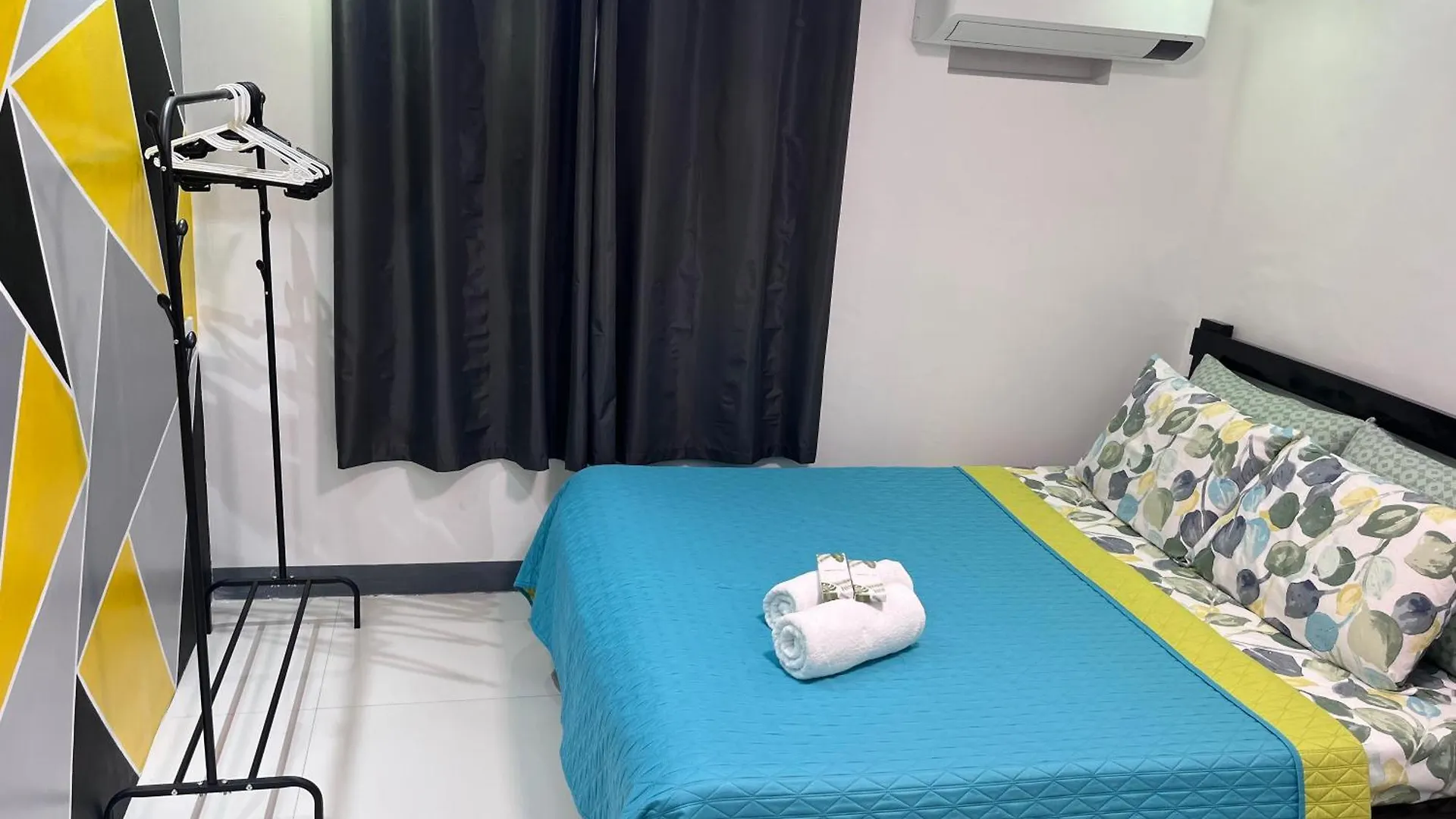 D Chambers Townhouse In Deca-Clark Residences Angeles 0*,
